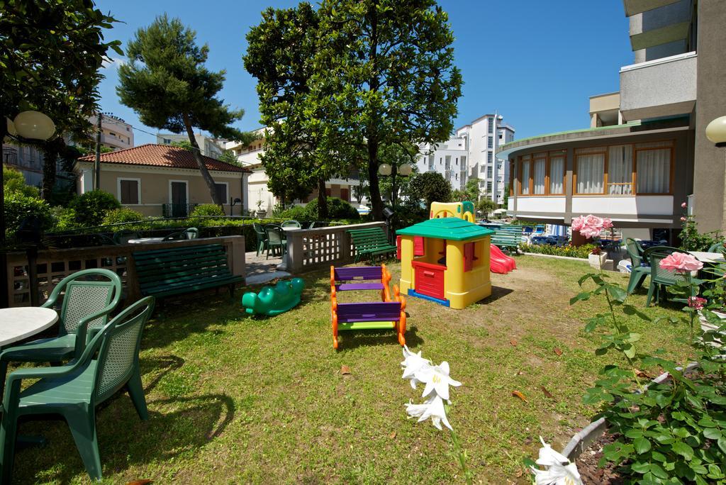 Hotel Torretta Cattolica Exterior foto
